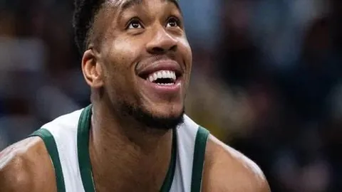 昨日四连冠：市场波折中，策略调整显成效！